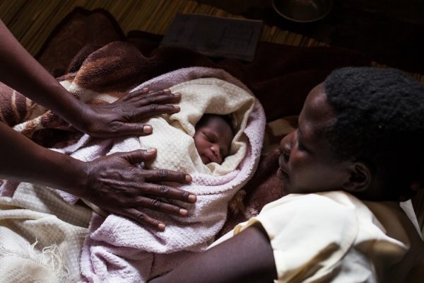A midwife delivers a precious gift to a brand new mother.
Artwork by River Bennett
Unframed Print 20x30
Print will be posted to you in a tube via registered post
All proceeds fund Love Mercy's work in Uganda